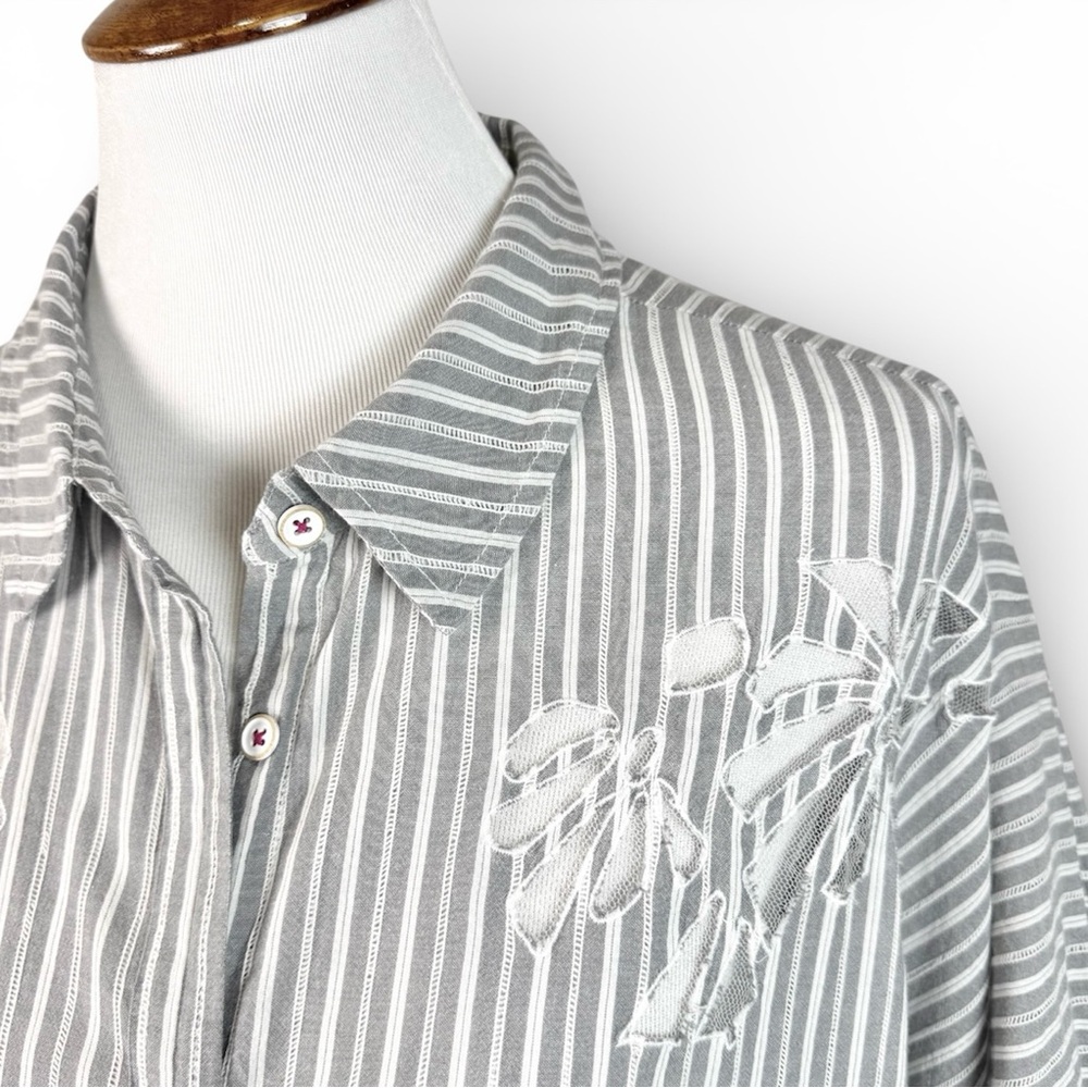 Anthropologie Gray Striped Floral Short Sleeve Oversized Buttondown Shirt L - Picture 2 of 13